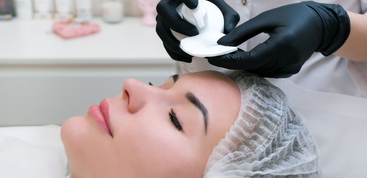 what is the top clinic for facial aesthetics in Leeds